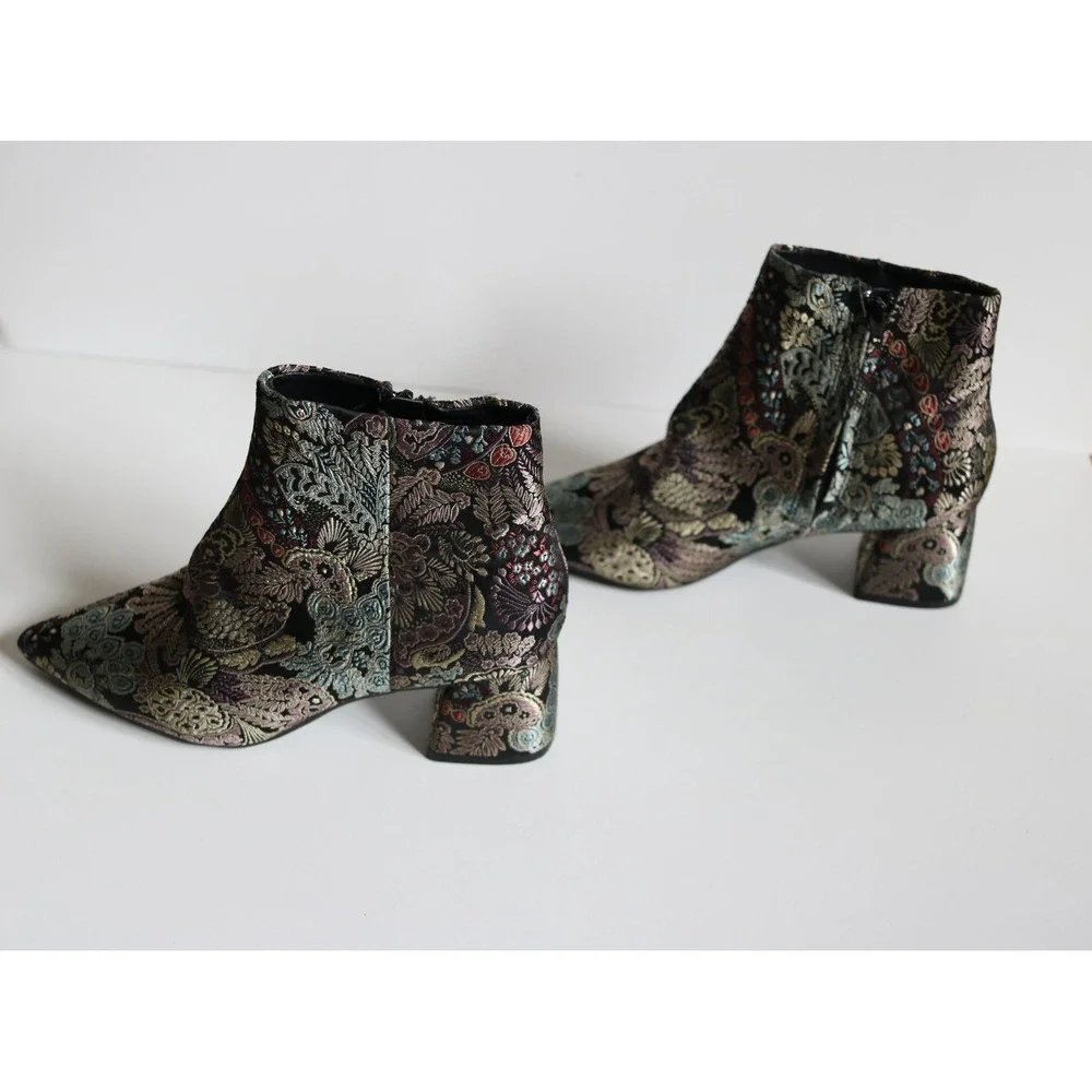 Alex Marie Jacquard Floral Black Multicolor Ankle Bootie Zip Pointed Toe Sz 7.5M